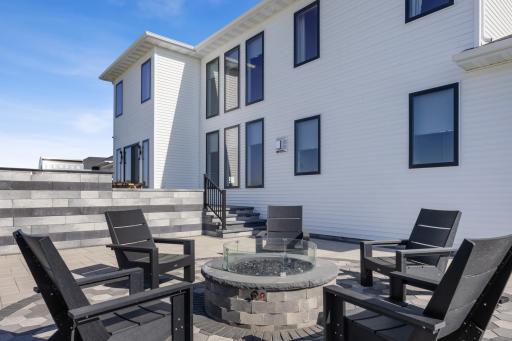 6837 Sunrise Point, Horace, ND 58047