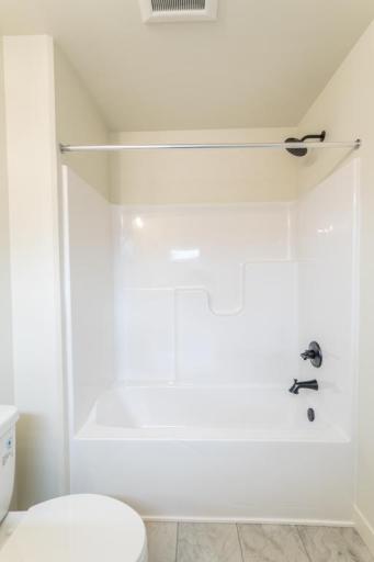 5108 Mira Way W, West Fargo, ND 58078