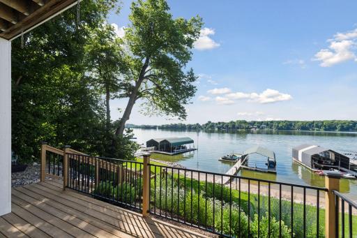 6001 Ridgewood Road, Mound, MN 55364