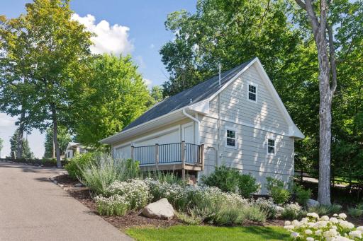 6001 Ridgewood Road, Mound, MN 55364