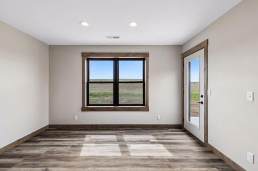 480 Coyote Way, New Richmond, WI 54017