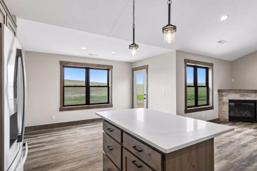 480 Coyote Way, New Richmond, WI 54017