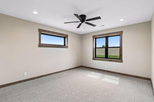 480 Coyote Way, New Richmond, WI 54017