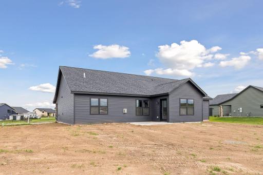 480 Coyote Way, New Richmond, WI 54017