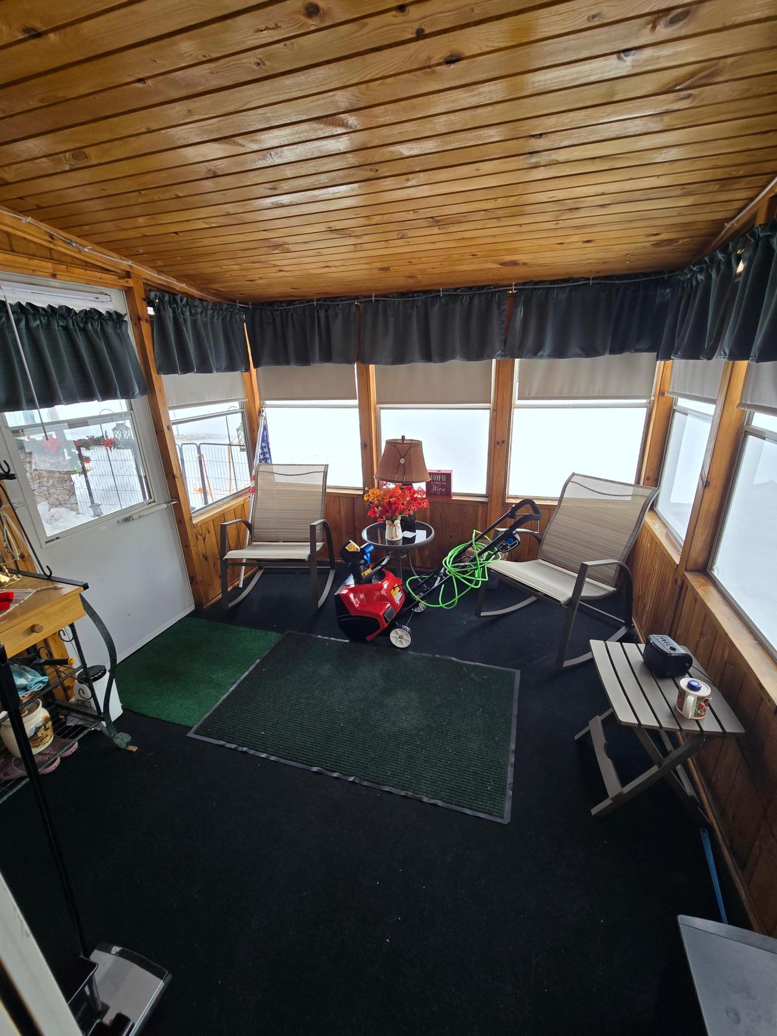 3 season sunroom