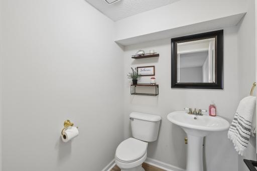 15834 Griffon Path, Apple Valley, MN 55124