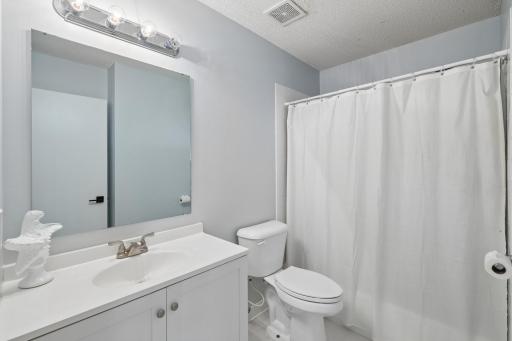 15834 Griffon Path, Apple Valley, MN 55124