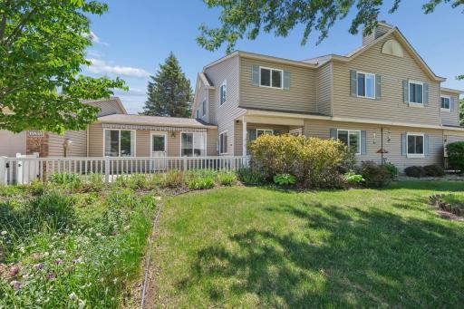 15834 Griffon Path, Apple Valley, MN 55124