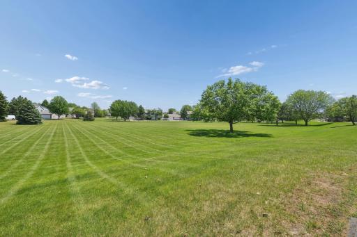 15834 Griffon Path, Apple Valley, MN 55124