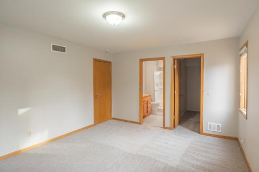 5245 Clayton Drive, Maple Plain, MN 55359