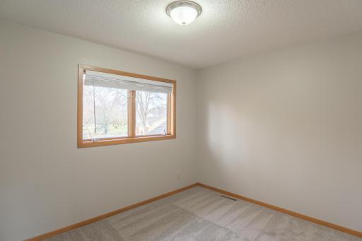 5245 Clayton Drive, Maple Plain, MN 55359