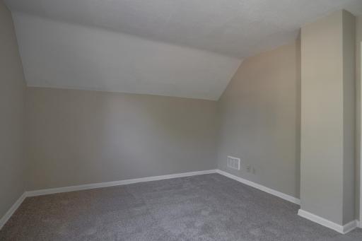 608 7th Avenue S, Hopkins, MN 55343