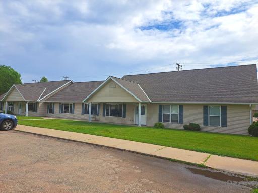 1806 E Lincoln Avenue, Montevideo, MN 56265