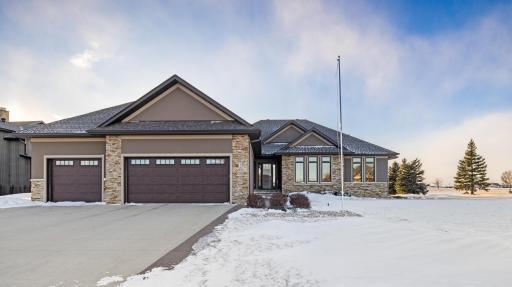 Amdak__776 Riverbend Rd Oxbow ND_0065.jpg