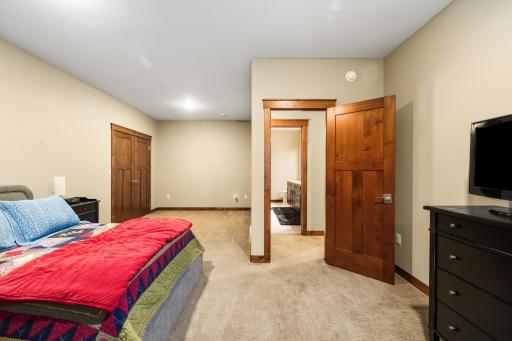 Amdak__776 Riverbend Rd Oxbow ND_0012.jpg