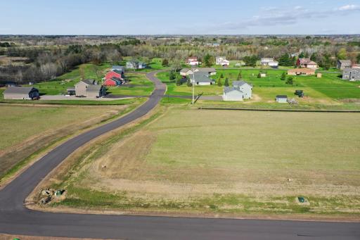 39036 Everton Avenue, North Branch, MN 55056