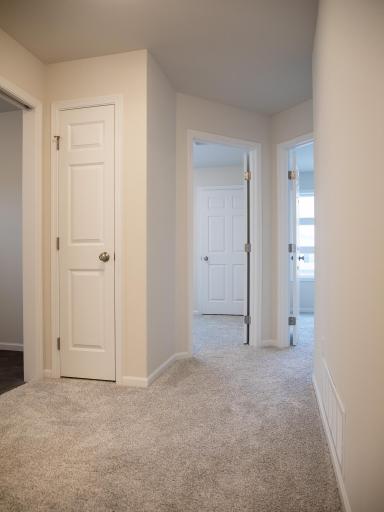6704 Meadow View Drive S, Fargo, ND 58104