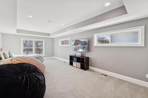 HUGE loft to make bedroom 5 if needed up