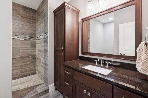 15525 52nd Place N, Minneapolis, MN 55446