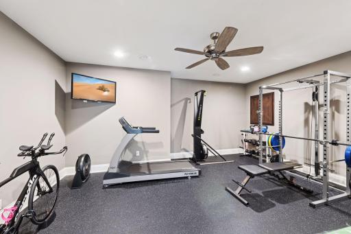 15525 52nd Place N, Minneapolis, MN 55446
