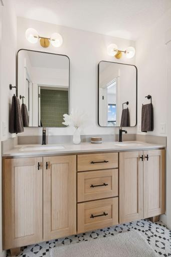 Jack & Jill Bath Between Bedrooms 2&3