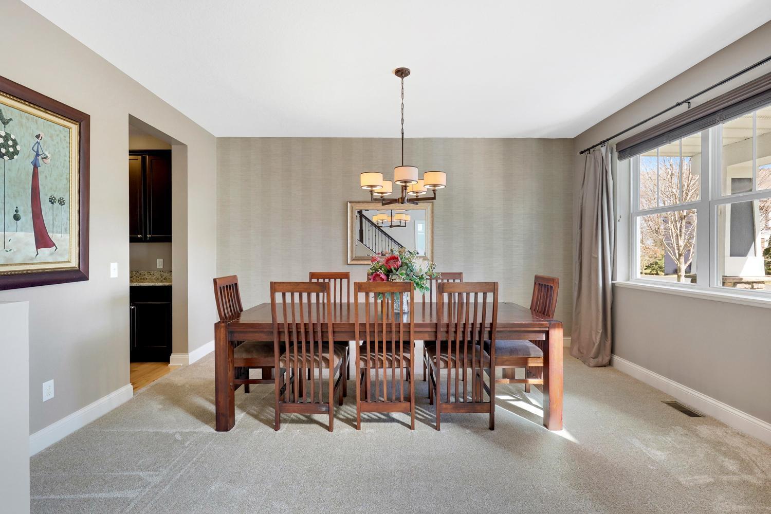 Gorgeous formal dining room