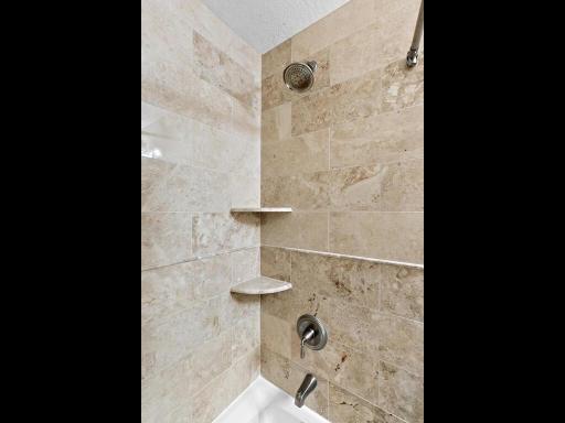 Beautiful shower/tub combintation in LL bath