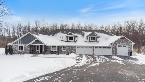 5901 Drake Drive, Maple Plain, MN 55359