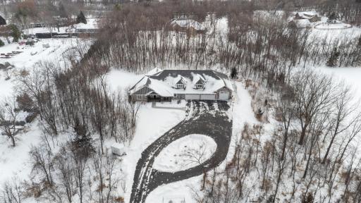 5901 Drake Drive, Maple Plain, MN 55359