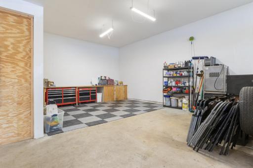 5901 Drake Drive, Maple Plain, MN 55359