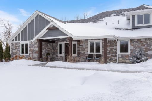 5901 Drake Drive, Maple Plain, MN 55359