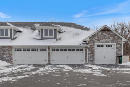 5901 Drake Drive, Maple Plain, MN 55359