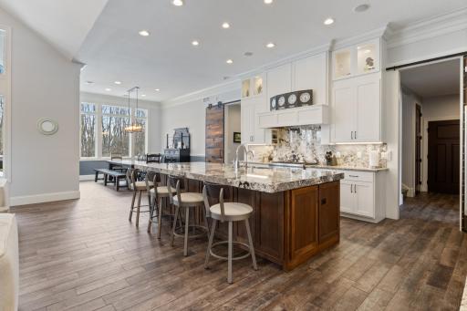 5901 Drake Drive, Maple Plain, MN 55359