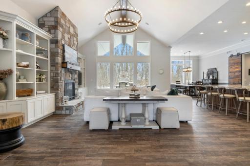 5901 Drake Drive, Maple Plain, MN 55359