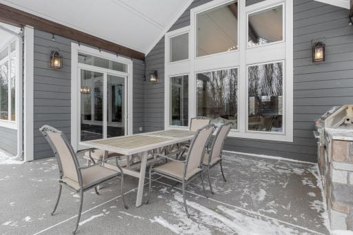 5901 Drake Drive, Maple Plain, MN 55359