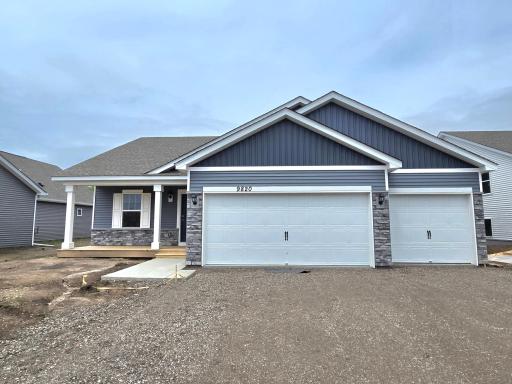 9820 Upper 89th Street S, Cottage Grove, MN 55016