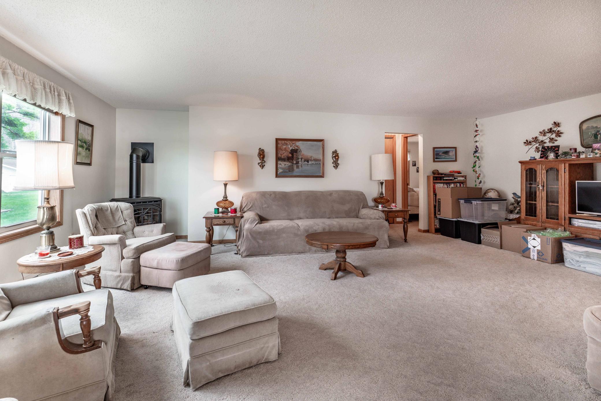 Past the living room are 2 bedrooms (one with an en-suite bathroom) and a nice sized hallway closet.