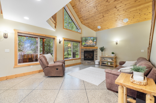 140 Patriots Way, Hoyt Lakes, MN 55750