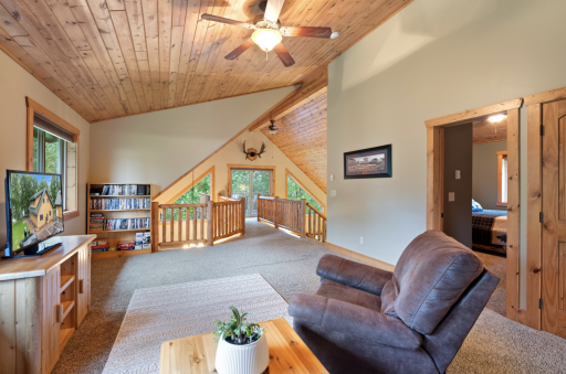 140 Patriots Way, Hoyt Lakes, MN 55750