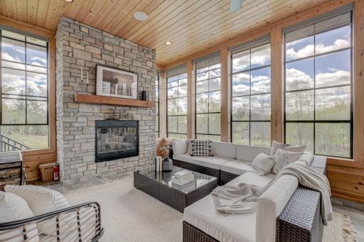 12639 20th Street N, Stillwater, MN 55082