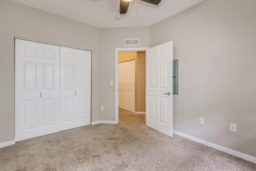 2566 Ellis Avenue, 116, Saint Paul, MN 55114