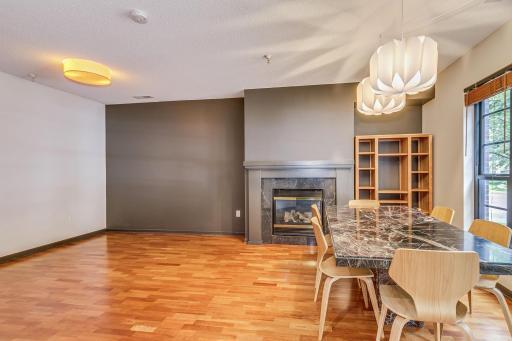 2566 Ellis Avenue, 116, Saint Paul, MN 55114