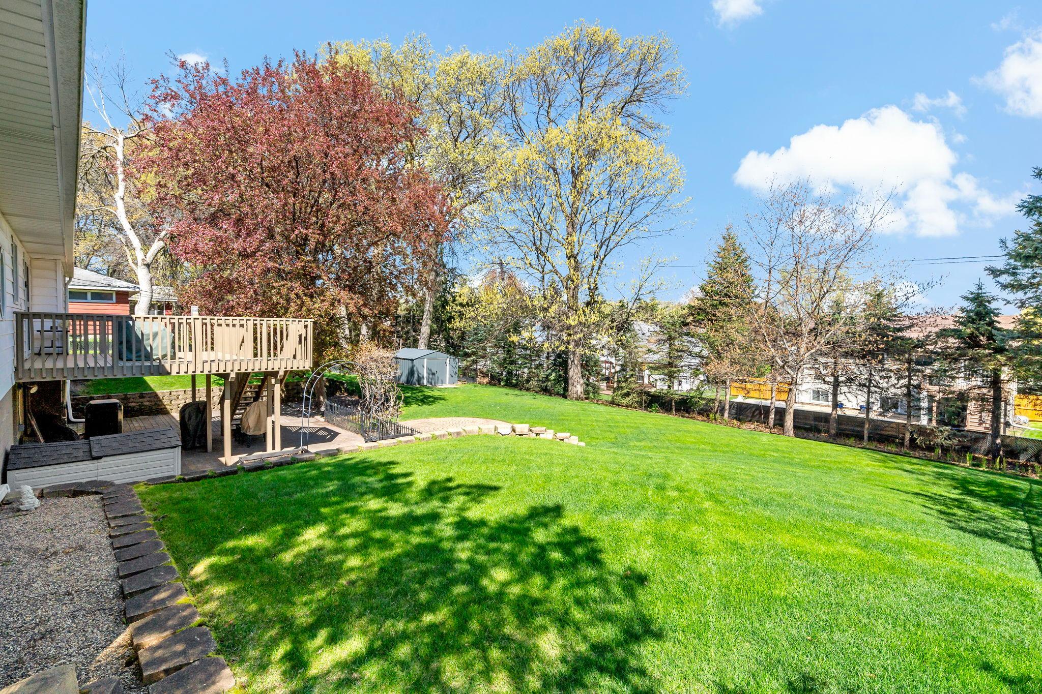 4-web-or-mls-39 Labore Ave St Paul MN_0006.jpg