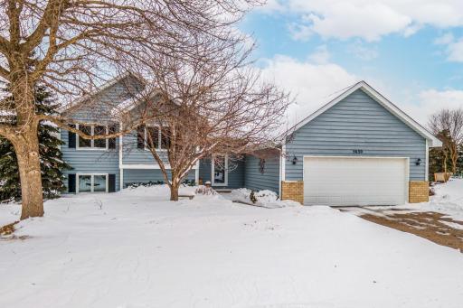 Welcome to 5630 Teakwood Ln N in Plymouth!