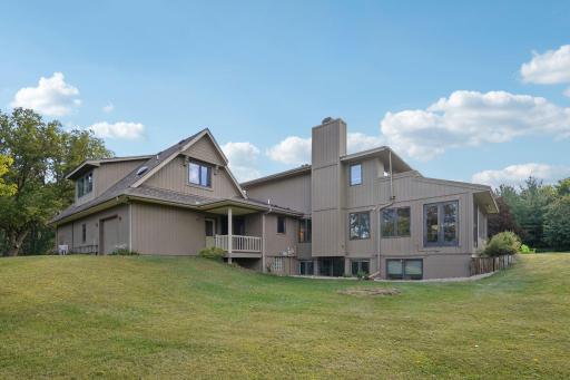 8-web-or-mls-Blackfoot Trail-S0609-008.jpg