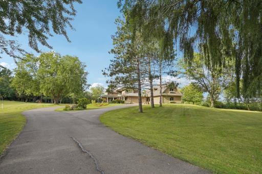 1-web-or-mls-Blackfoot Trail-S0609-001.jpg