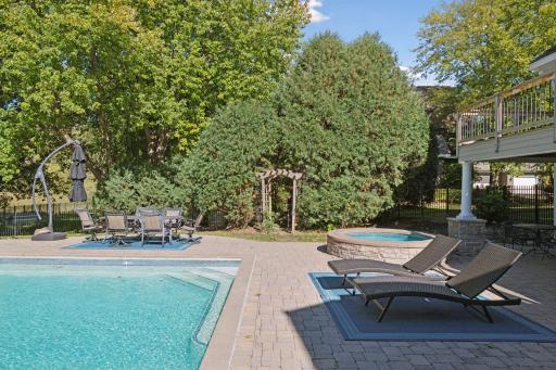 28140 Boulder Bridge Drive, Excelsior, MN 55331