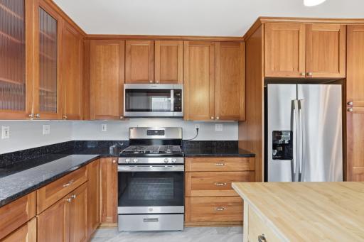 8433 Morris Circle, Minneapolis, MN 55437