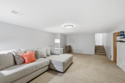 8433 Morris Circle, Minneapolis, MN 55437