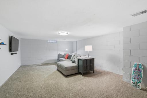 8433 Morris Circle, Minneapolis, MN 55437